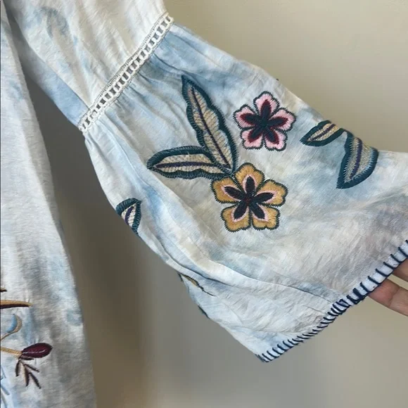 John•Mark Sz Small Embroidered Blue and White 3/4 Sleeve Boho Blouse - Picture 6 of 12